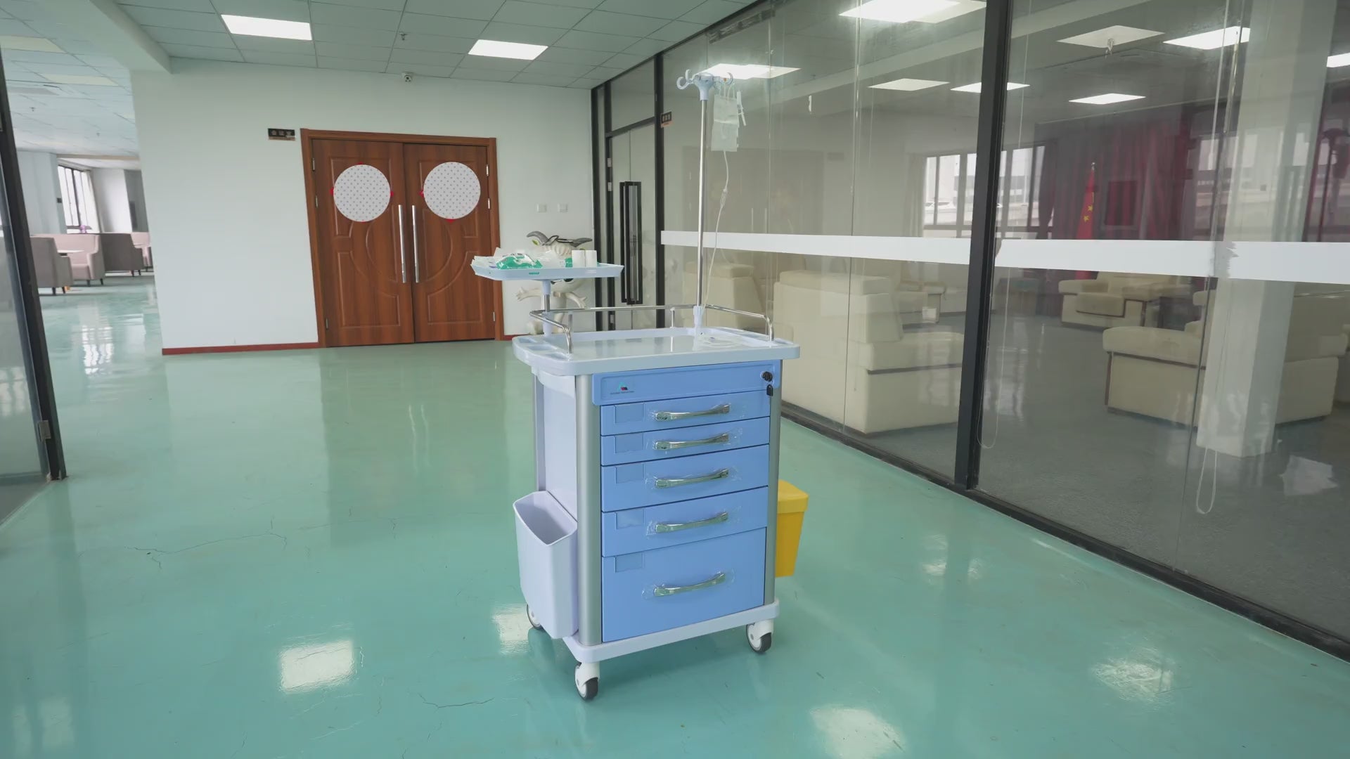 Avicenna Innovations Product: Avicenna Innovations Medical Crash Cart with 5 Locking Drawers, IV Pole, CPR Board, Defib Shelf &amp; Power Strip